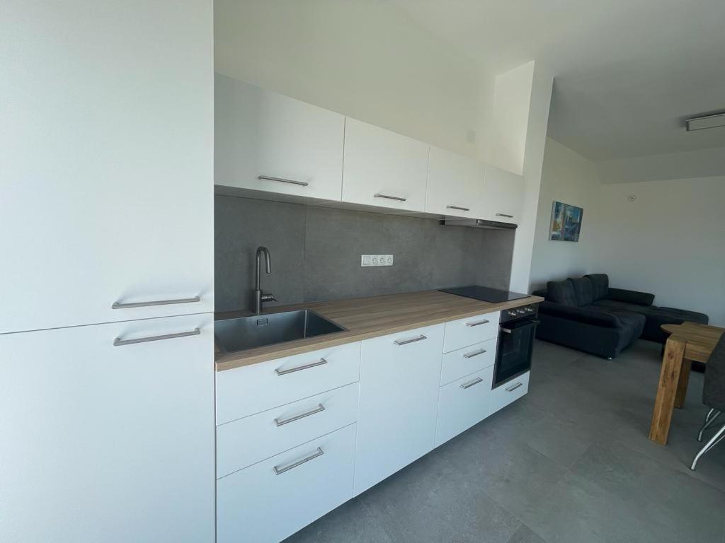 Apartmán Velebit View Vir Exteriér fotografie
